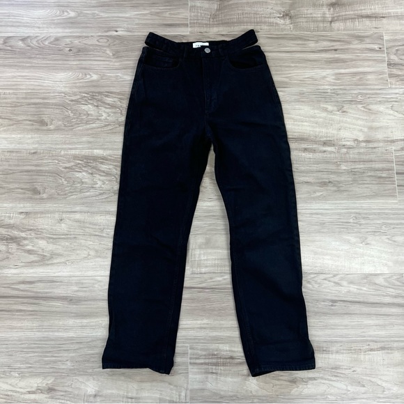 Frame Le High N Tight Straight Cut Out in Film Noir Size 28 Black - Picture 7 of 15